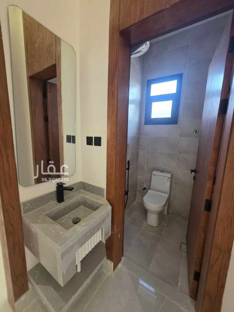 Floor for Sale in Riyadh Taiba 12