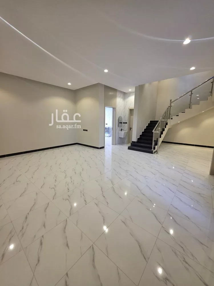 فيلا للبيع في شارع رقم 140, حي ظهرة لبن, مدينة الرياض, منطقة الرياض 11