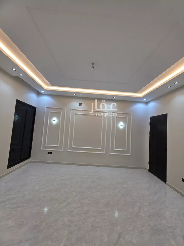 Floor for Sale in Riyadh Okaz 17