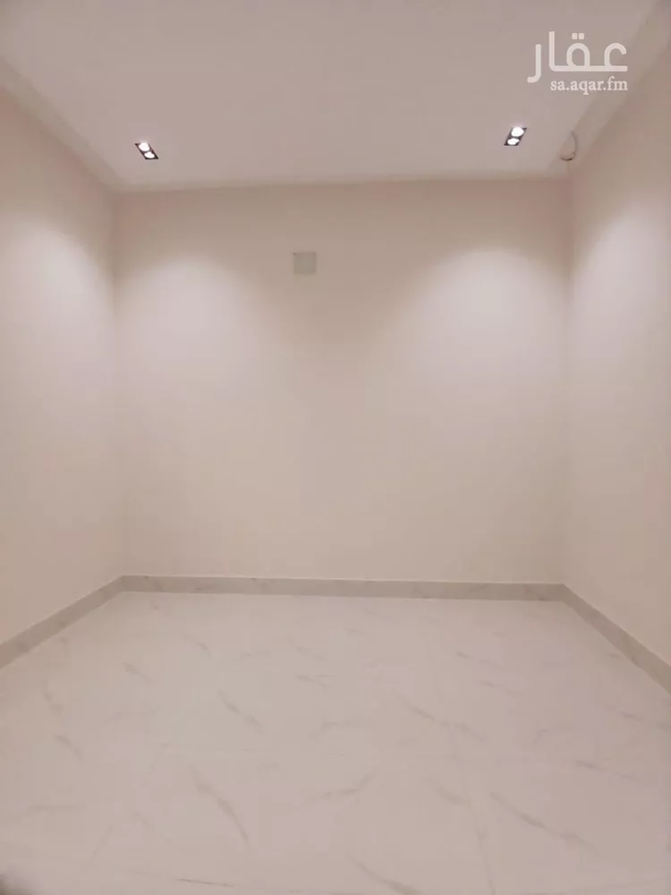 Villa for Sale in Riyadh Taiba 18
