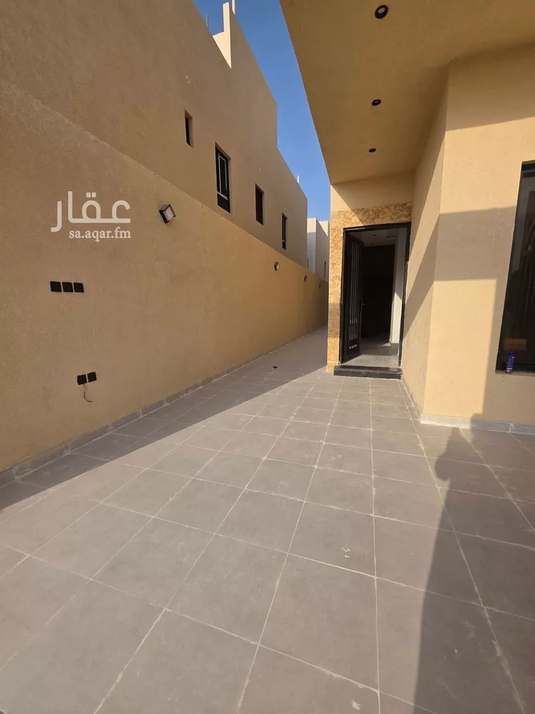 دور للبيع في شارع عيسى بن أبان, حي طيبة, مدينة الرياض, منطقة الرياض صورة 5