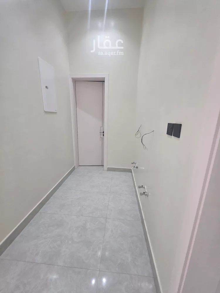 فيلا للبيع في شارع إبراهيم بن حسين, حي الرمال, مدينة الرياض, منطقة الرياض 22