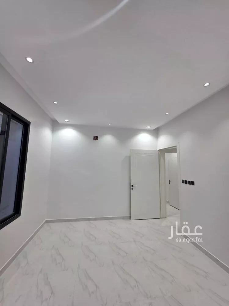 Floor for Sale in Riyadh Sultanah 8