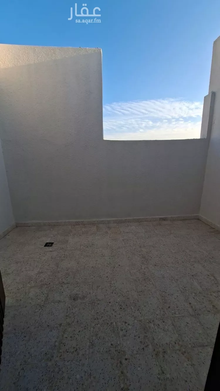 Floor for Sale in Riyadh Sultanah 12