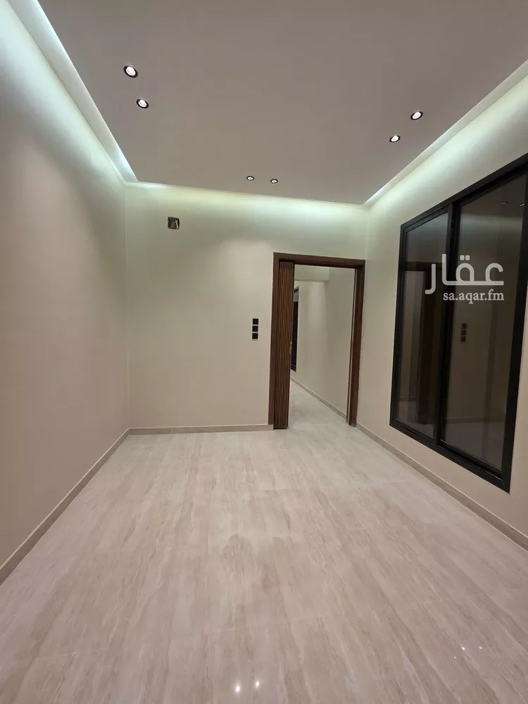 Floor for Sale in Riyadh Dirab 13