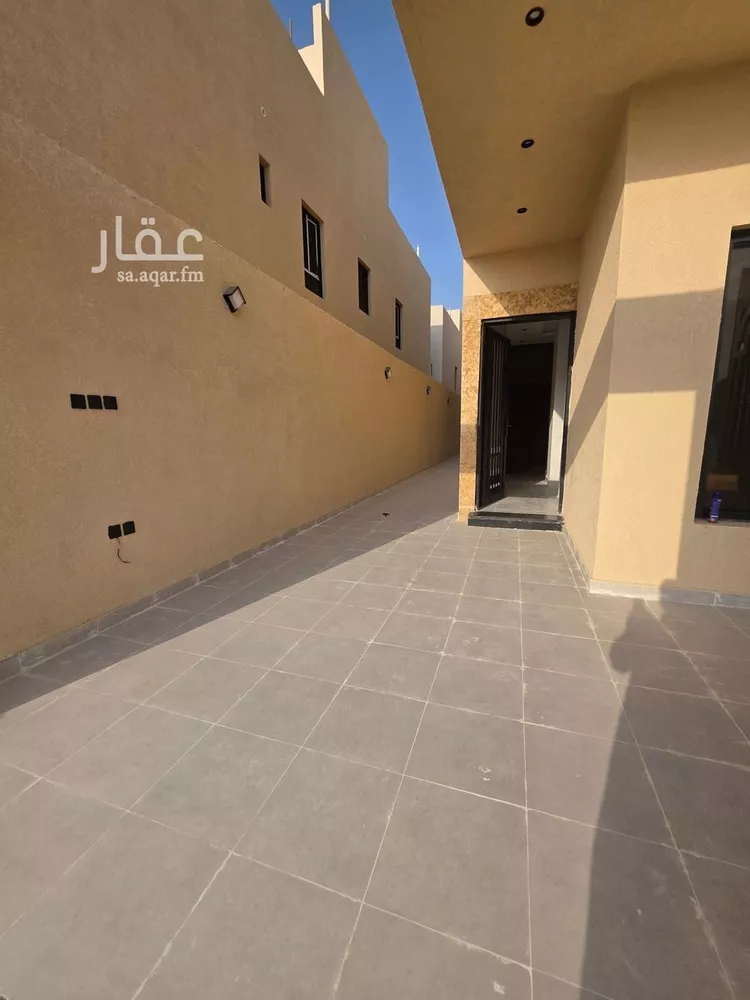 Floor for Sale in Riyadh Taiba 16
