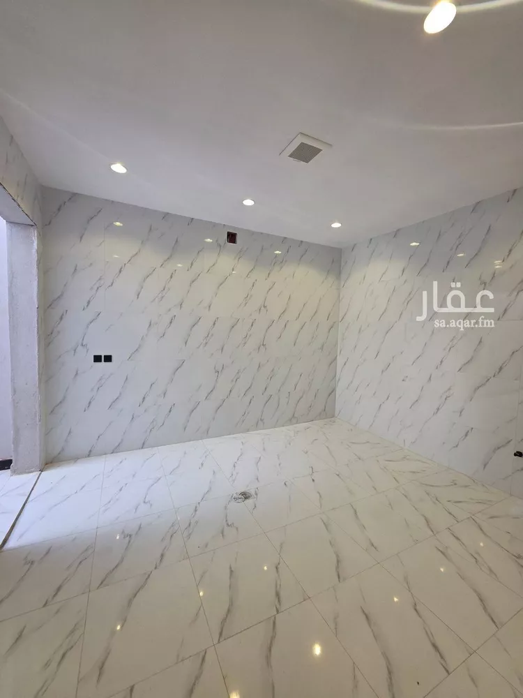 فيلا للبيع في شارع رقم 140, حي ظهرة لبن, مدينة الرياض, منطقة الرياض 7