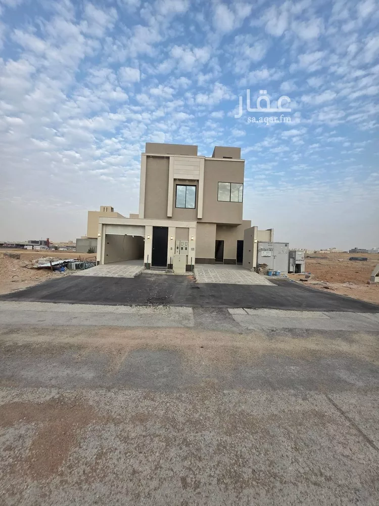 دور للبيع في شارع حمد الخطيب, حي البيان, مدينة الرياض, منطقة الرياض صورة 2