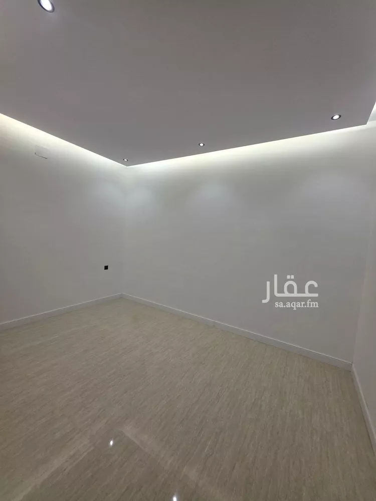 Villa for Sale in Riyadh Tuwaiq 12