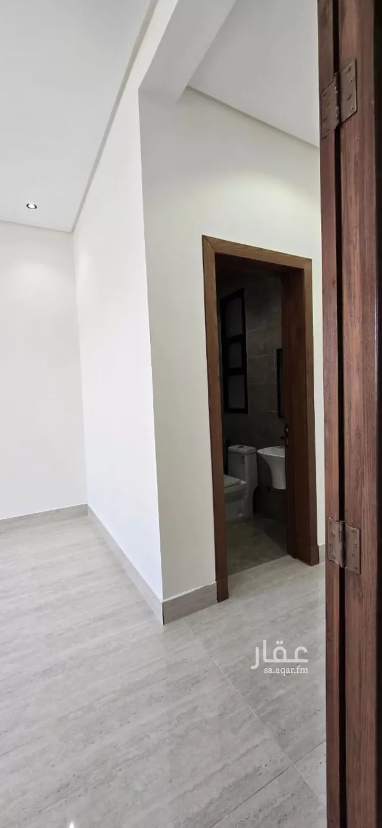 Floor for Sale in Riyadh Tuwaiq 15