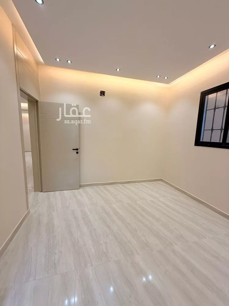 فيلا للبيع في شارع الصحيفات, حي العريجاء الغربي, مدينة الرياض, منطقة الرياض 9