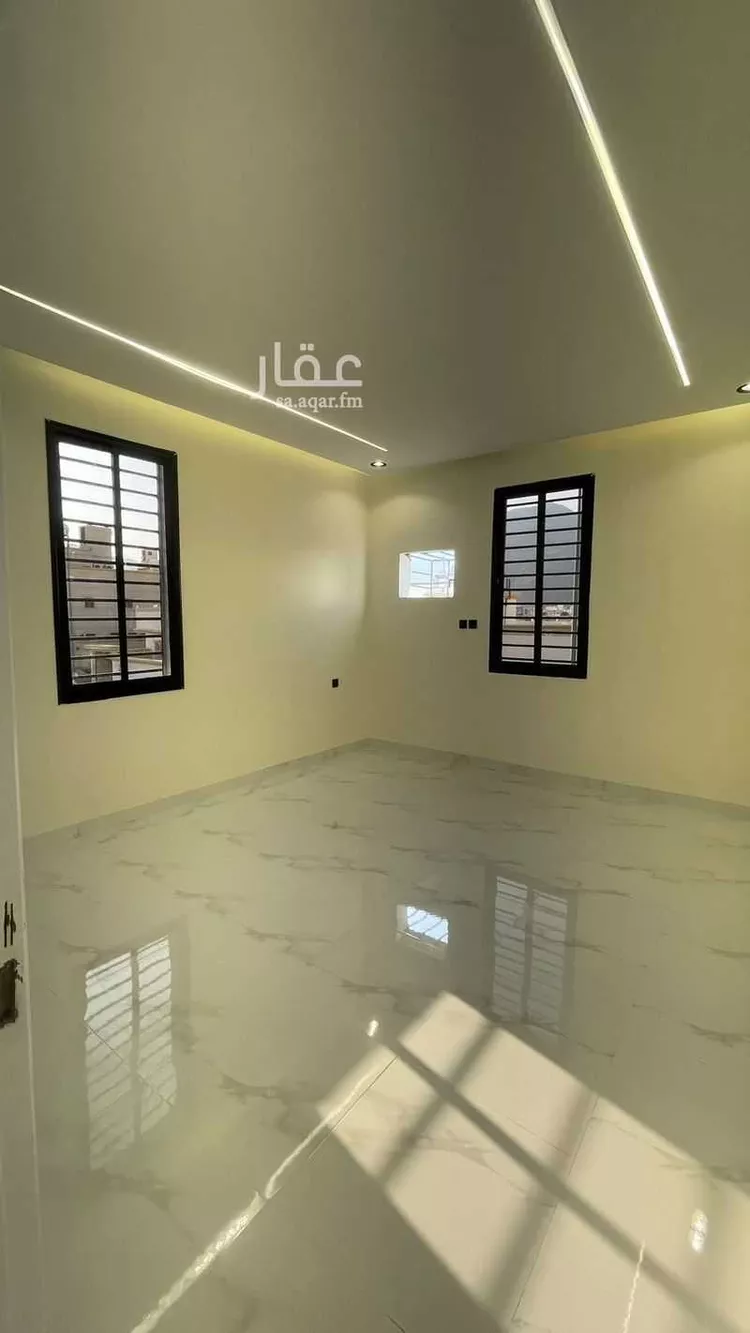 شقة للبيع في شارع عبدالله ابن حسان, حي الحيلة الشرقي, مدينة محائل, منطقة عسير