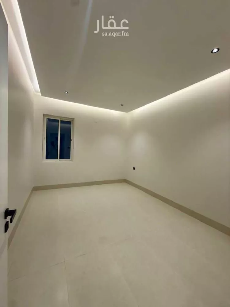 Floor for Sale in Riyadh Ar Rimal 7