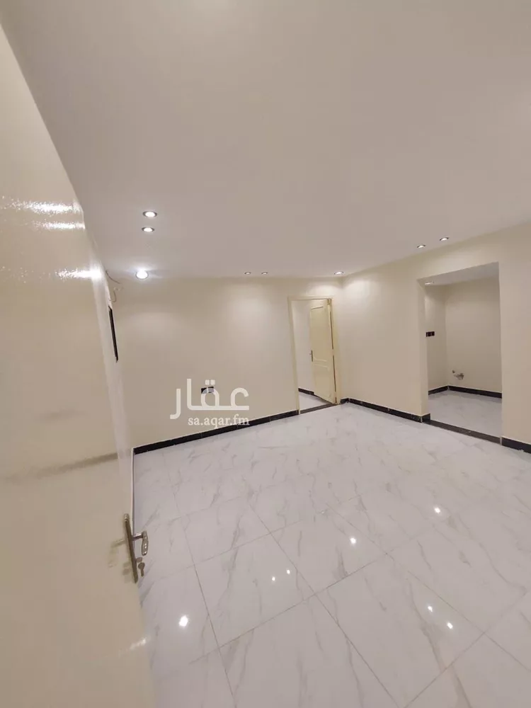 شقة للإيجار في شارع المهندس مساعد العنقري, حي الورود, مدينة الرياض, منطقة الرياض صورة 3
