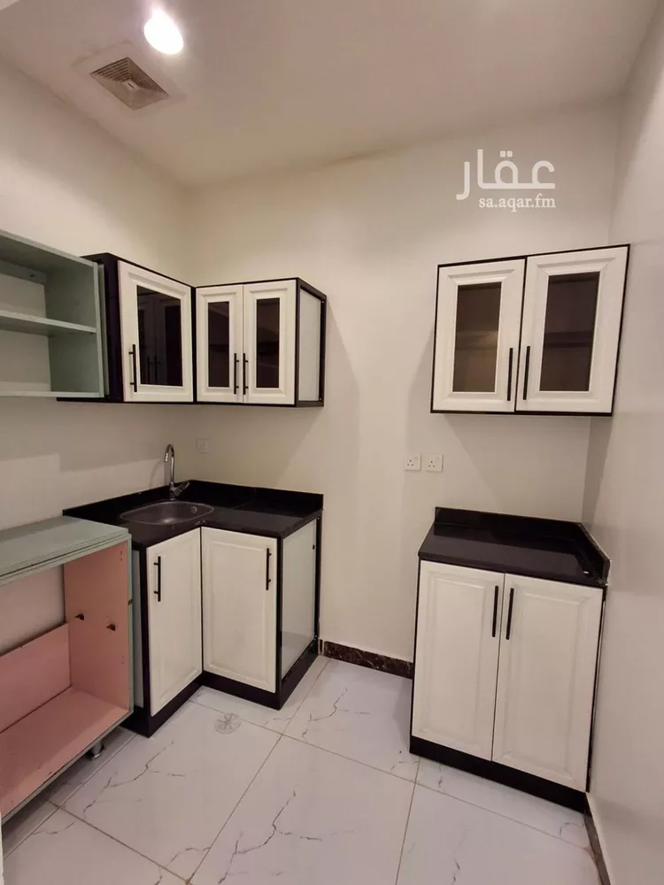 شقة للإيجار في شارع الامير مقرن بن عبدالعزيز, حي المرسلات, مدينة الرياض, منطقة الرياض صورة 4