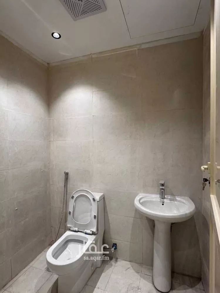 شقة للإيجار في شارع ثعلبه بن سعد الخزرجي, حي العارض, مدينة الرياض, منطقة الرياض