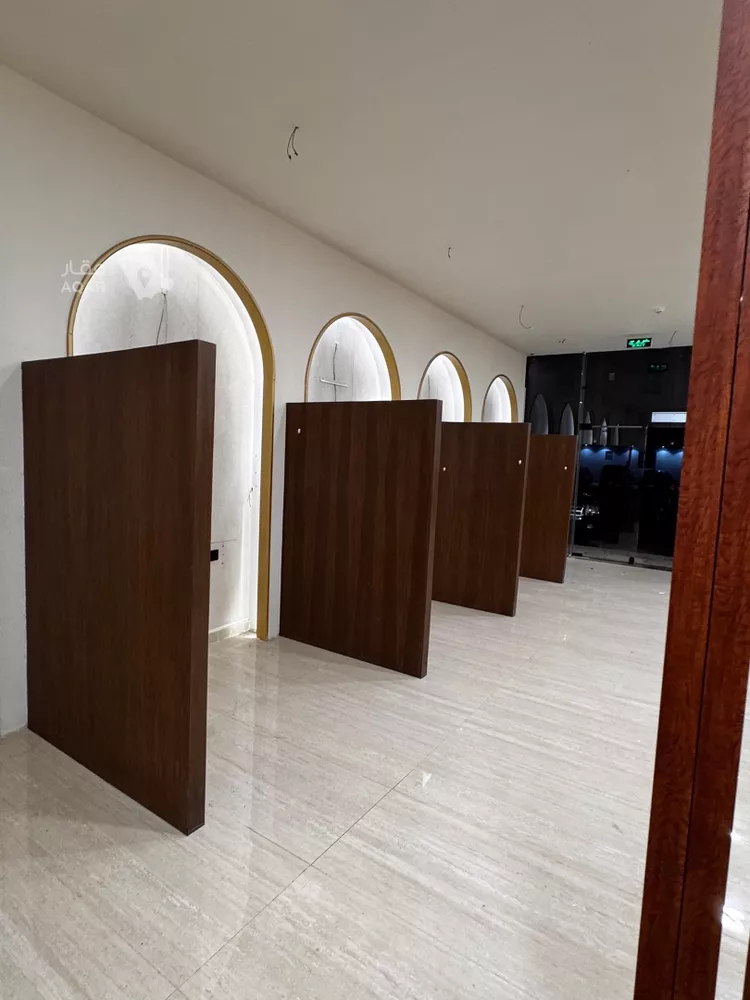 محل للإيجار في شارع ثعلبه بن سعد الخزرجي, حي العارض, مدينة الرياض, منطقة الرياض 5