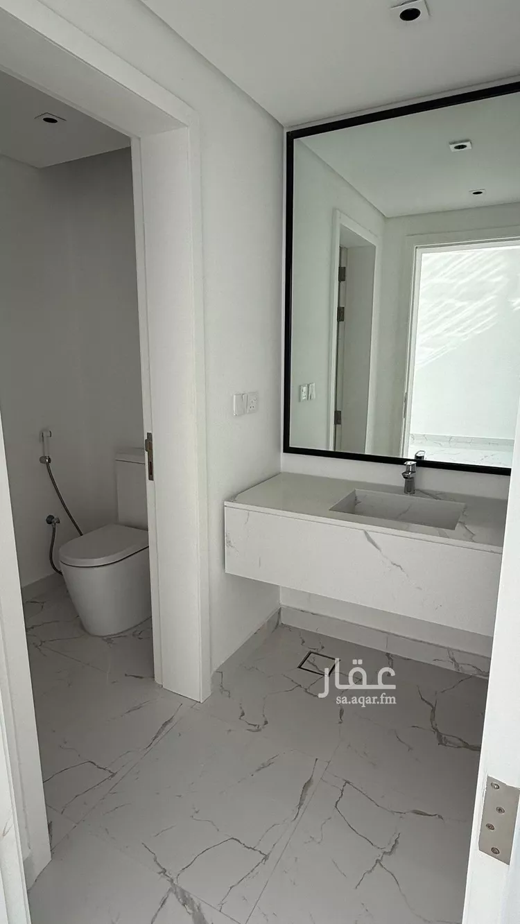 فيلا للبيع في شارع الوطن, حي البحر, مدينة الخبر, المنطقة الشرقية صورة 3