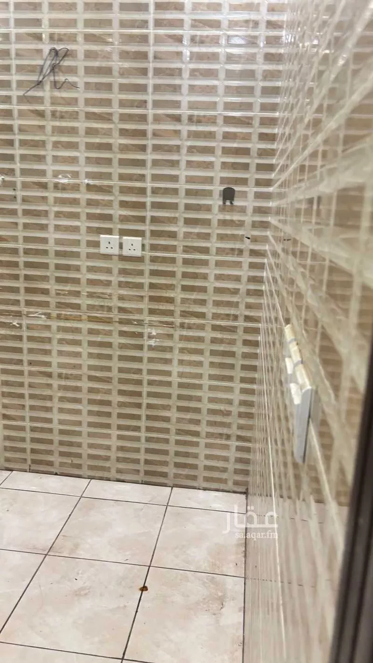 عمارة للإيجار في شارع أحمد بن محمد القطيعي, حي الرياض, مدينة جدة, منطقة مكة المكرمة صورة 2