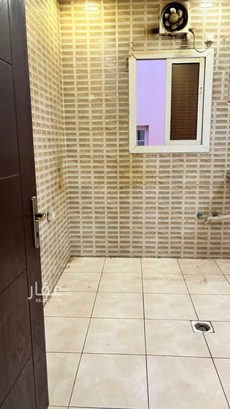 عمارة للإيجار في شارع أحمد بن محمد القطيعي, حي الرياض, مدينة جدة, منطقة مكة المكرمة صورة 3