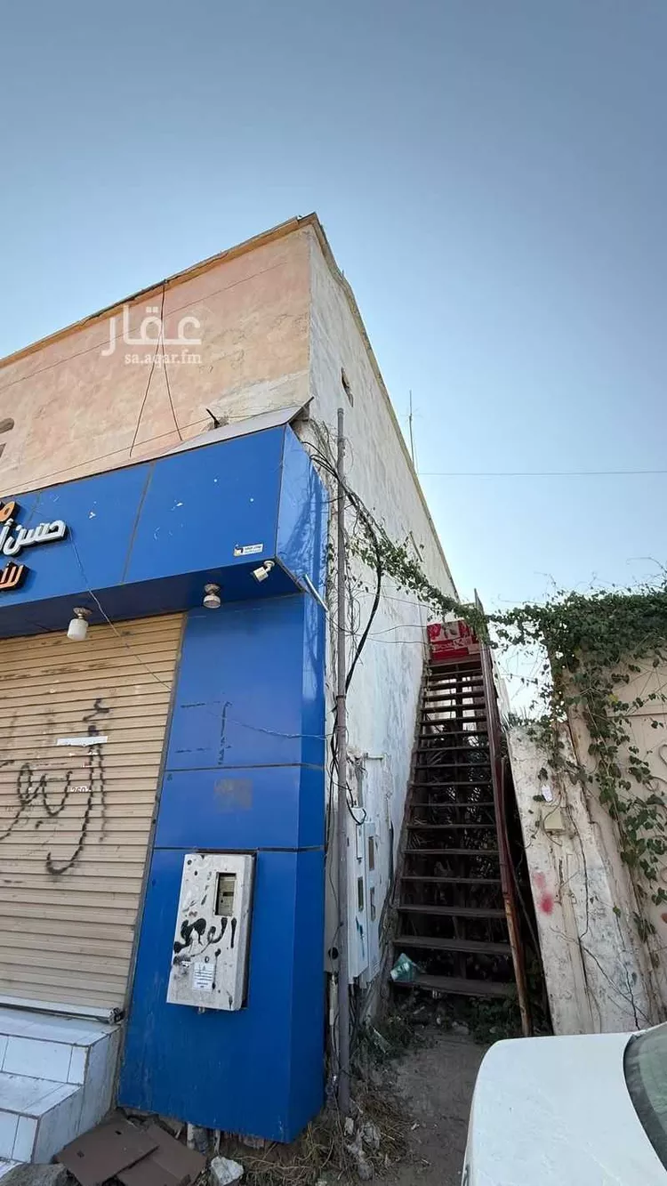 Building for Sale in Abu `Arish Damd