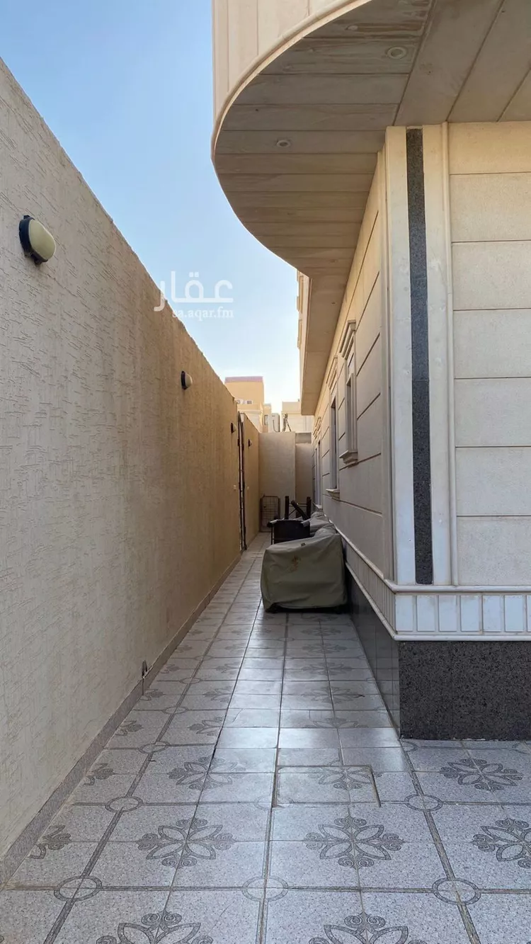 فيلا للبيع في شارع أبي المعالي الصيفي, حي الرمال, مدينة الرياض, منطقة الرياض