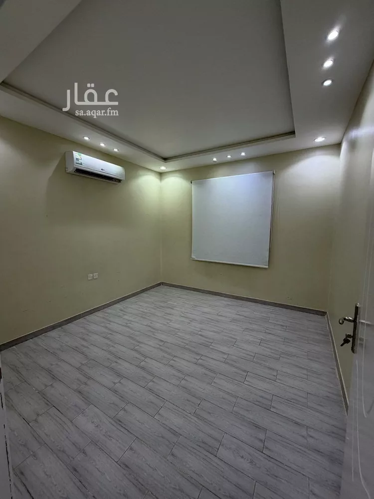 فيلا للإيجار في شارع عبدالرحمن بن فارس, حي الرمال, مدينة الرياض, منطقة الرياض صورة 5