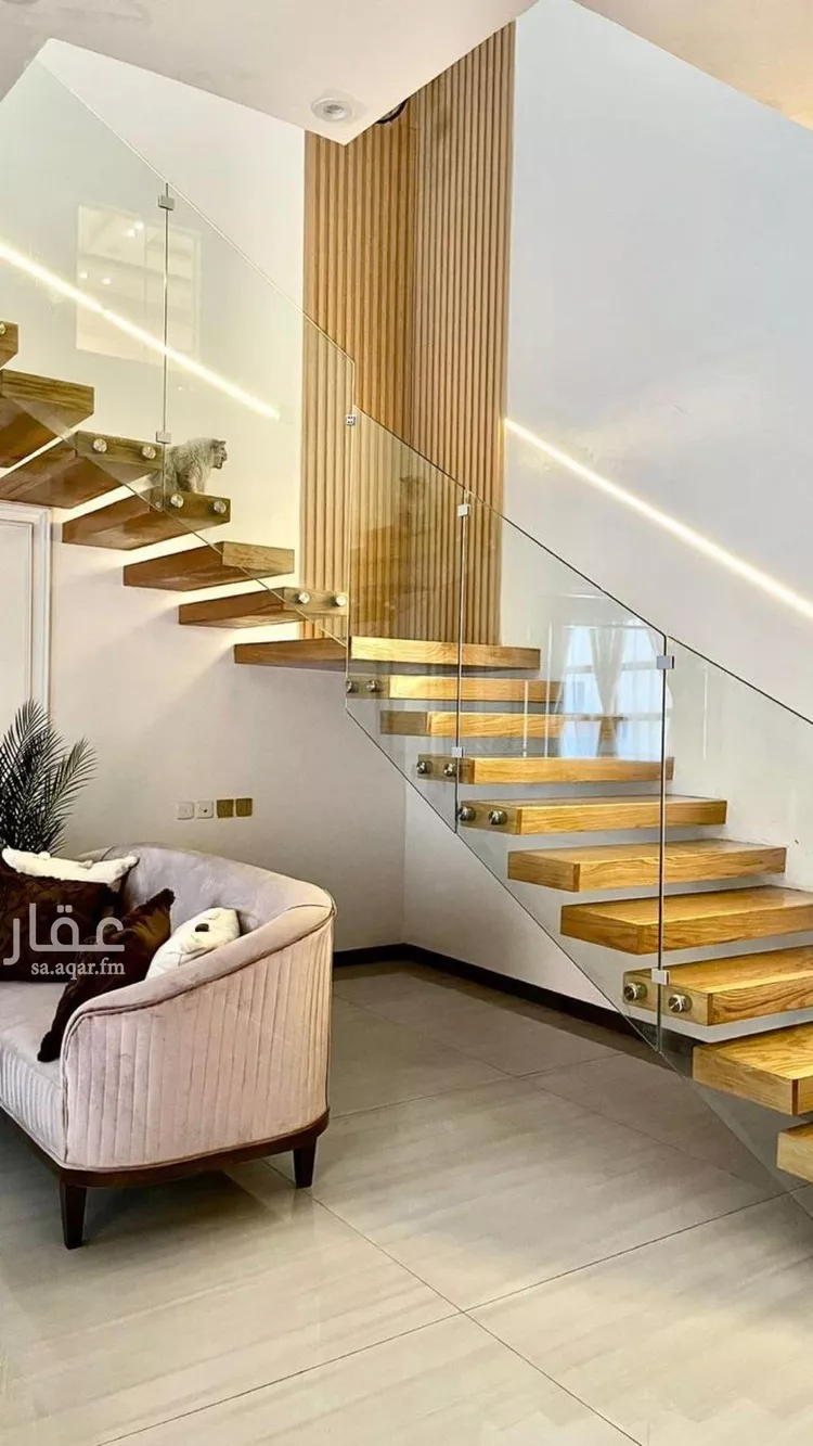 فيلا للبيع في شارع مصطفى المنفلوطي, حي الرمال, مدينة الرياض, منطقة الرياض صورة 2