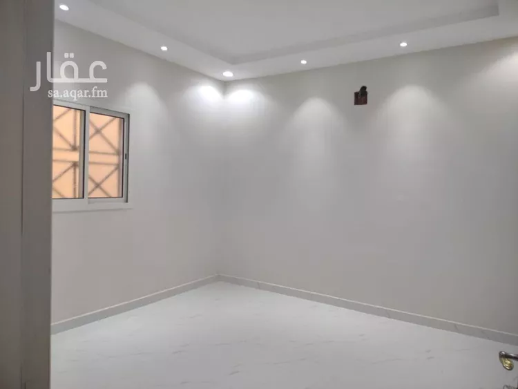 دور للبيع في شارع محمد العامري, حي الرمال, مدينة الرياض, منطقة الرياض صورة 5