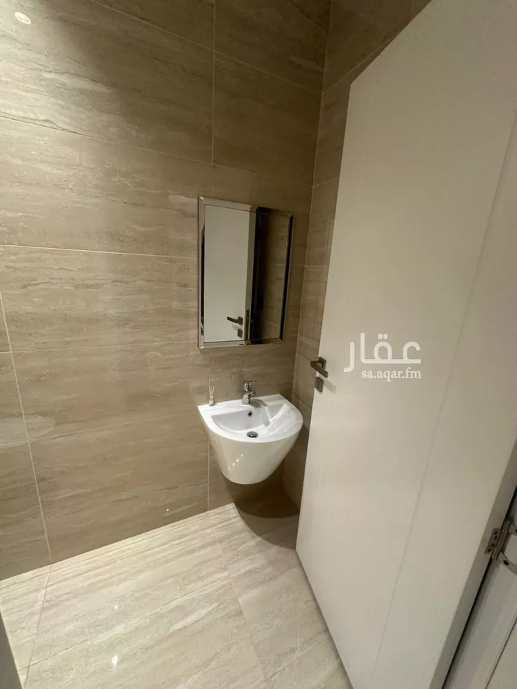 شقة للإيجار في شارع ابي سفيان بن حرب, حي مغرزات, مدينة الرياض, منطقة الرياض صورة 5