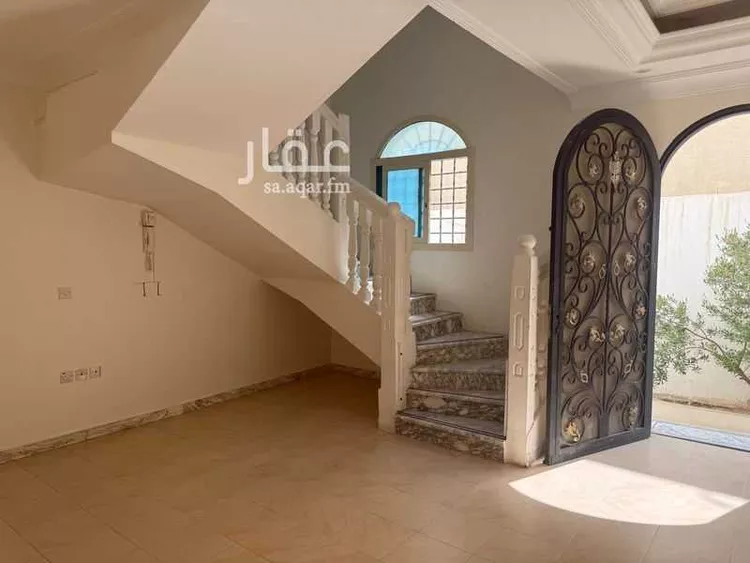 فيلا للبيع في شارع عبدالباقي الفاروقي, حي التعاون, مدينة الرياض, منطقة الرياض صورة 3