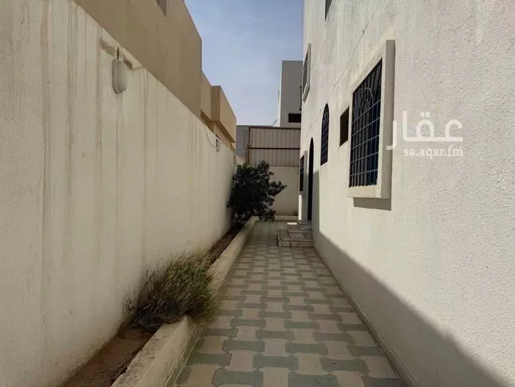 فيلا للبيع في شارع عبدالباقي الفاروقي, حي التعاون, مدينة الرياض, منطقة الرياض صورة 4