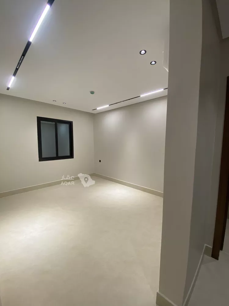 شقة للبيع في شارع سكاكا, حي الحمراء, مدينة الخبر, المنطقة الشرقية