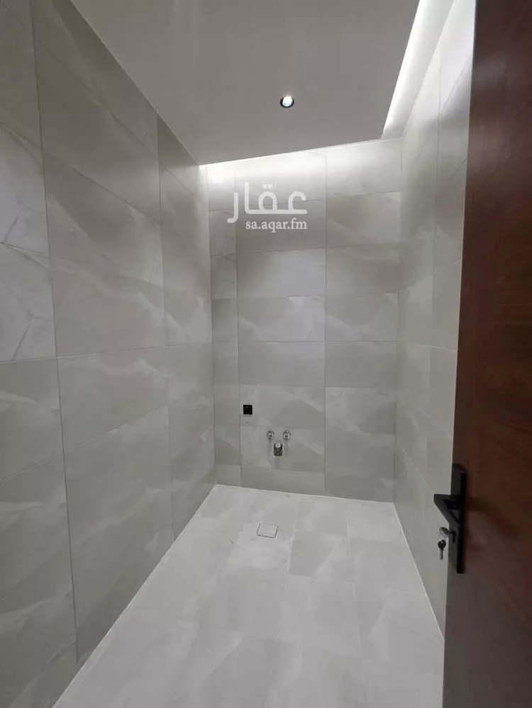 شقة للبيع في شارع شارع عمرو بن عامر الفهري, حي الشوقية, مدينة مكة المكرمة, منطقة مكة المكرمة 12