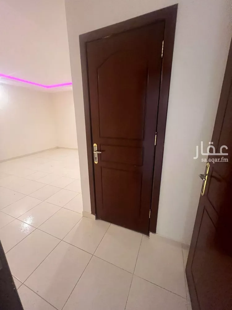 شقة للإيجار في شارع عبدالعزيز الشعيبي, حي الوادي, مدينة الرياض, منطقة الرياض