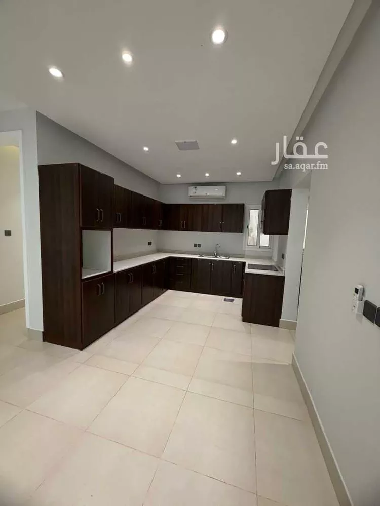 شقة للإيجار في شارع الشيخ عبدالله بن جبرين, حي القيروان, مدينة الرياض, منطقة الرياض 8