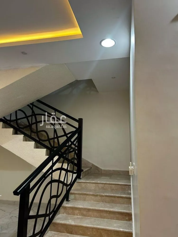فيلا للإيجار في شارع رقم 228, حي ظهرة لبن, مدينة الرياض, منطقة الرياض صورة 5