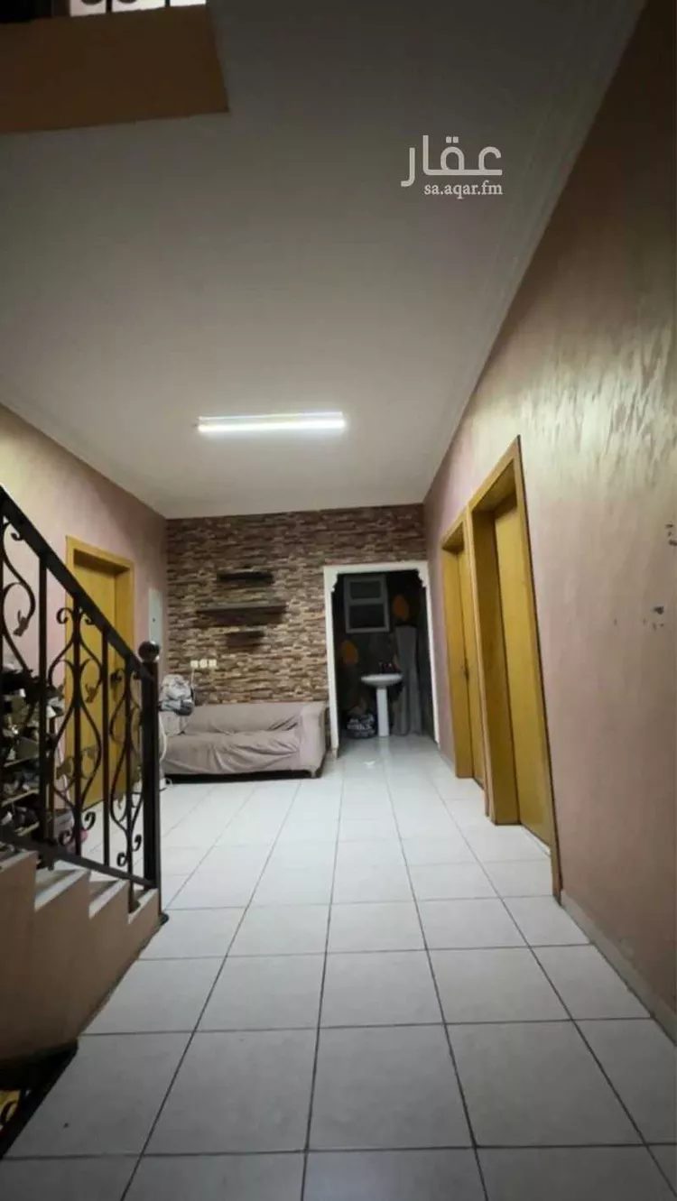 فيلا للبيع في شارع الجبيهة, حي الدار البيضاء, مدينة الرياض, منطقة الرياض صورة 2
