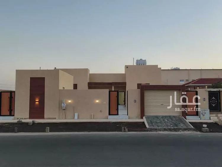 فيلا للبيع في شارع احمد بن ابراهيم بن صفوان, حي الجامعة, مدينة نجران, منطقة نجران