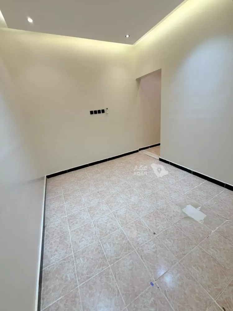 Apartment for Rent in Riyadh Al Khaleej 4