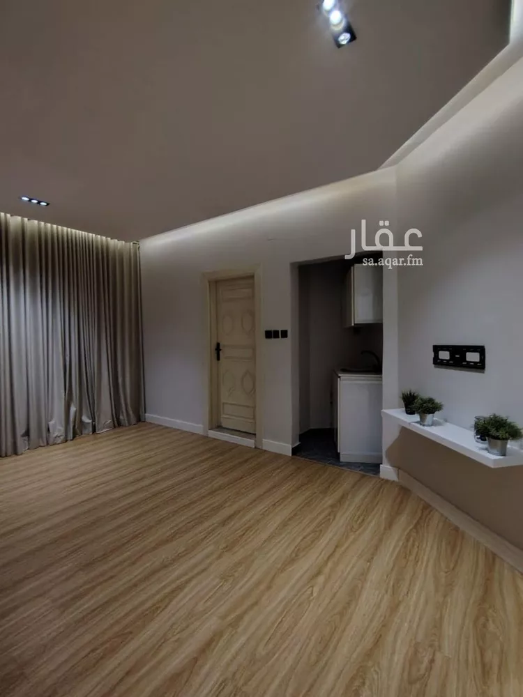 شقة للإيجار في شارع الدائري الشرقي الفرعي, حي الروضة, مدينة الرياض, منطقة الرياض