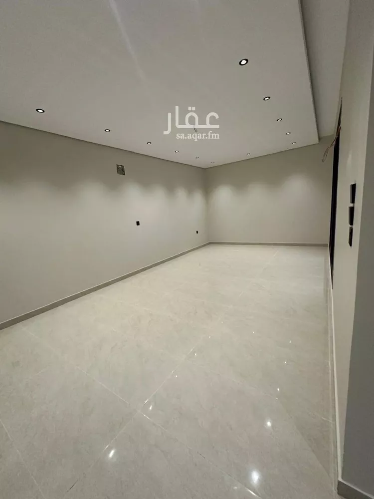 فيلا للبيع في شارع وداعة بن ابي زيد, حي طيبة, مدينة الدمام, المنطقة الشرقية 9