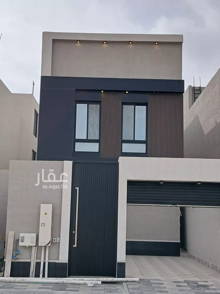 فيلا للبيع في شارع ابن شهيد الاندلسي, حي المنار, مدينة الدمام, المنطقة الشرقية صورة 2