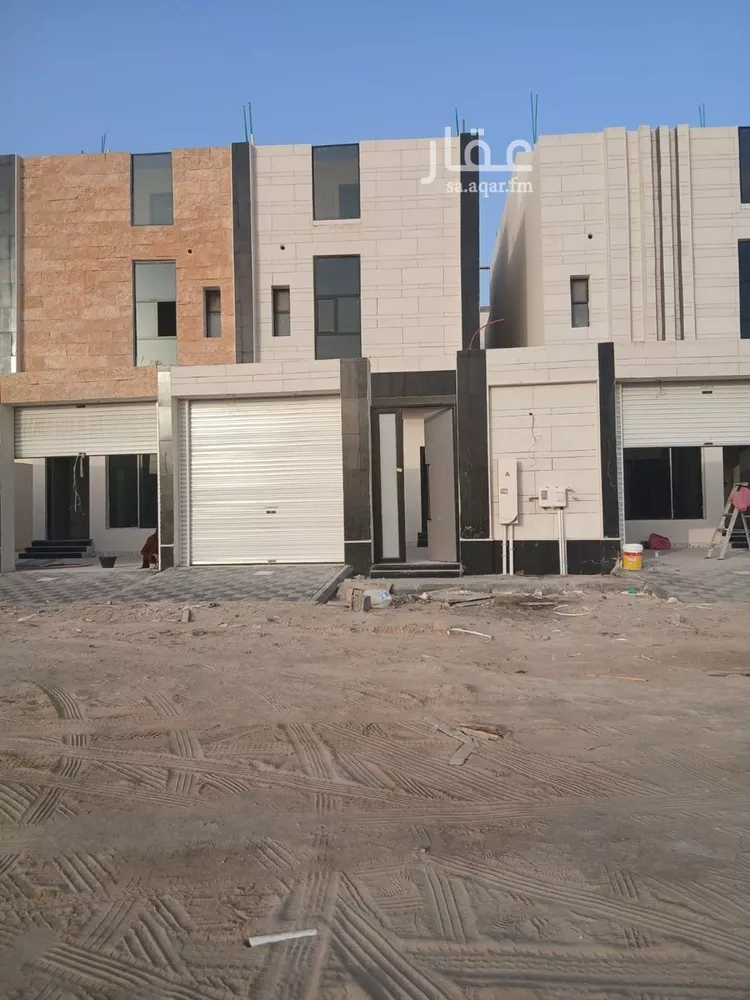 فيلا للبيع في حي ضاحية الملك فهد, مدينة الدمام, المنطقة الشرقية صورة 2
