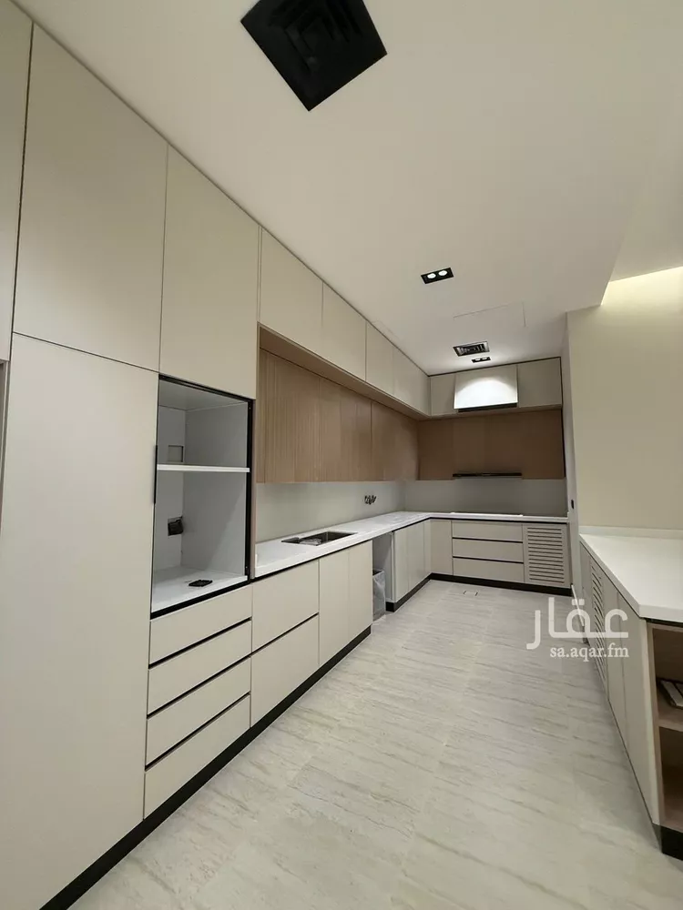 فيلا للإيجار في شارع عيسي الملاحي, حي الصفاء, مدينة الرياض, منطقة الرياض صورة 5