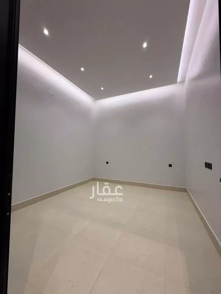 فيلا للبيع في شارع نصيب بن رباح, حي الفاروق, مدينة الرياض, منطقة الرياض صورة 4