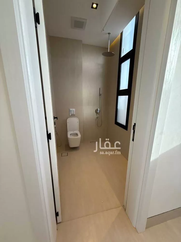 Villa for Sale in Riyadh As Safaa 18