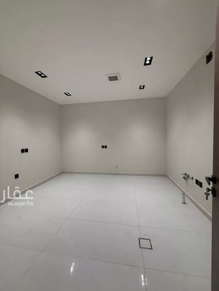 دور للبيع في شارع ابن رشد, حي الفاروق, مدينة الرياض, منطقة الرياض صورة 3