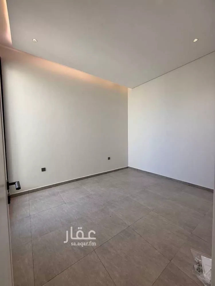 Floor for Rent in Riyadh As Safaa 8