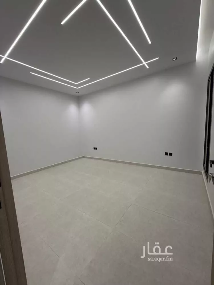 فيلا للإيجار في شارع علاء الدين بيبرس, حي الصفاء, مدينة الرياض, منطقة الرياض 12
